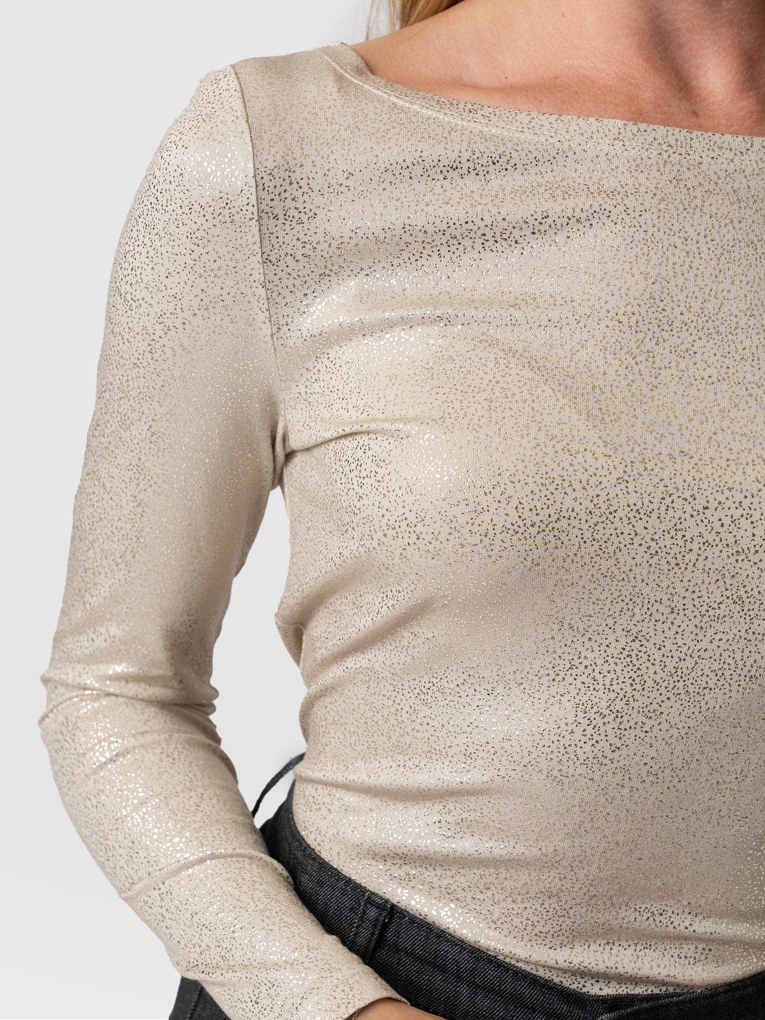 Winnie Long Sleeve Tee Gold - Women's T-Shirts | Saint + Sofia® USA